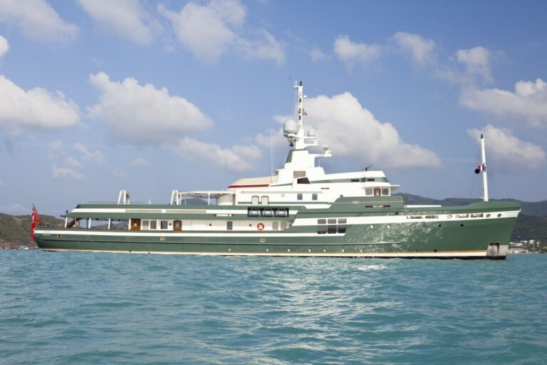 The 55m Yacht STEEL