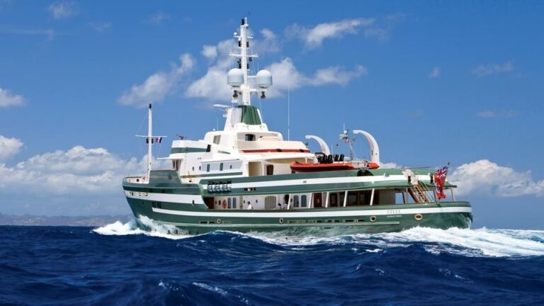 The 55m Yacht STEEL