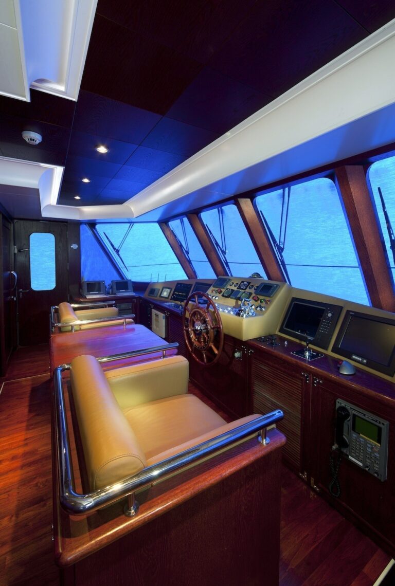 The 55m Yacht WARSAN