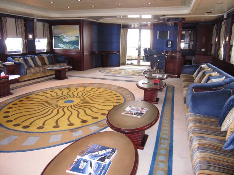 The 55m Yacht WARSAN