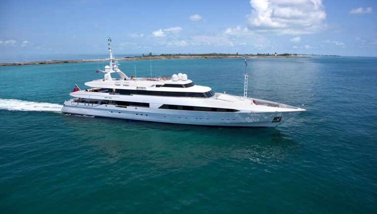 The 56m Yacht BAD GIRL