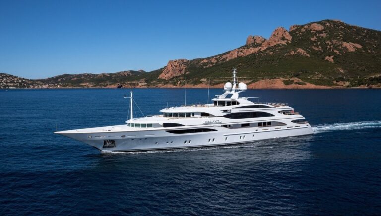 The 56m Yacht GALAXY