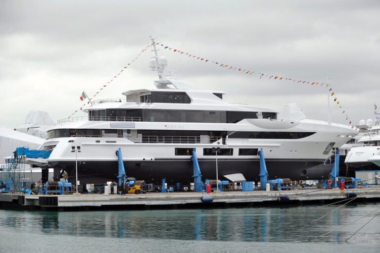 The 56m Yacht SURPINA