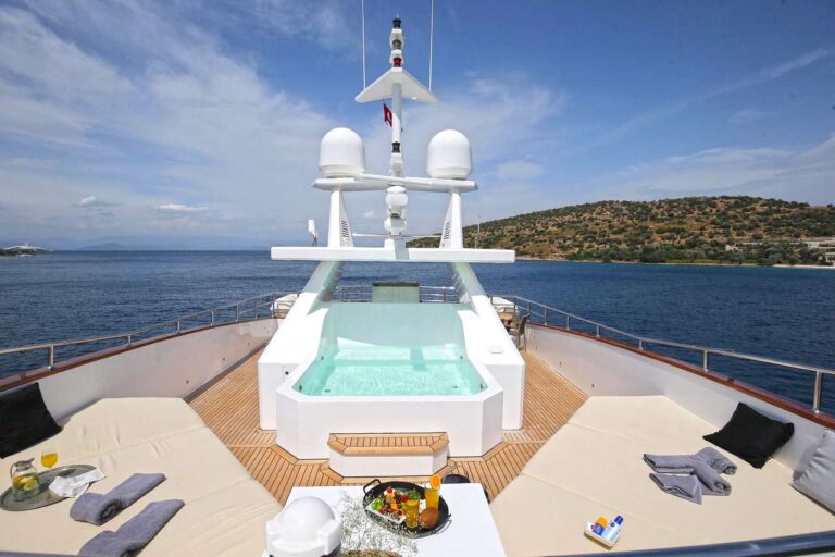 Sundeck
