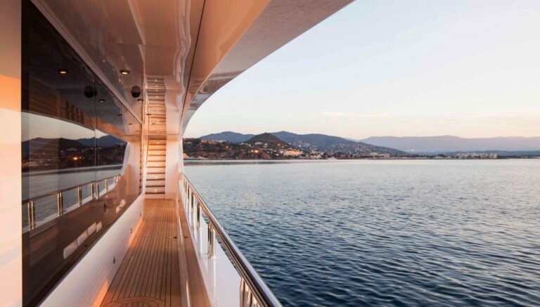 side deck