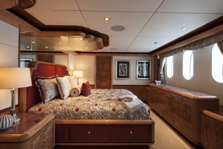 guest cabin