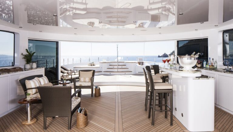 sun deck