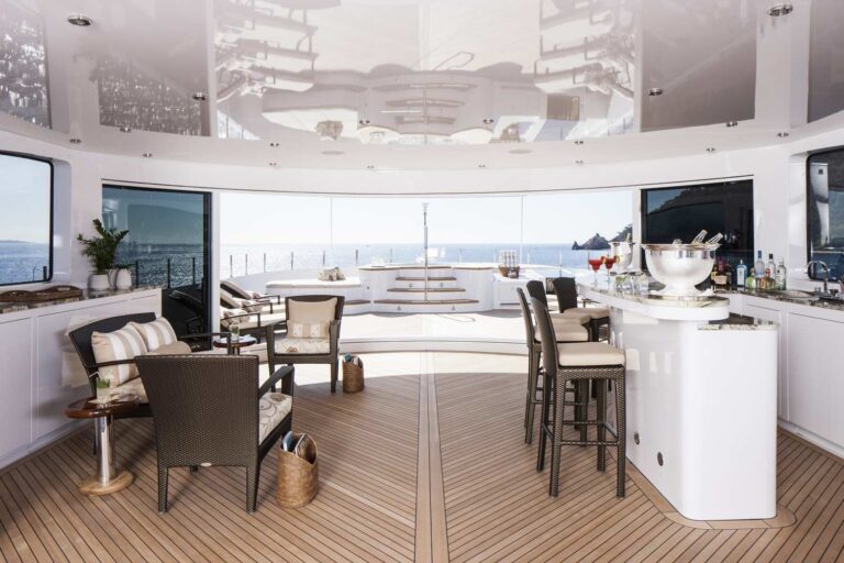 sun deck