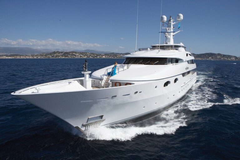 bow cruising