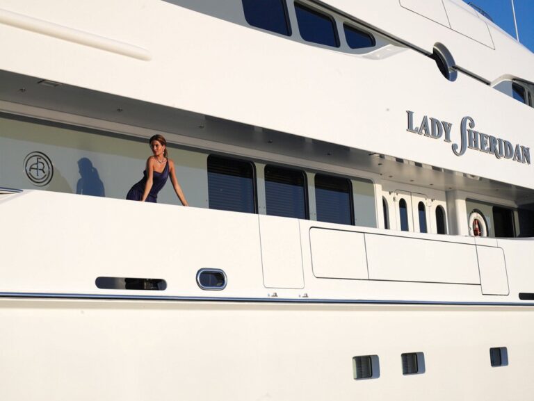 Detail External Profile Aboard Yacht LADY SHERIDAN
