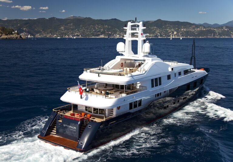 Aft Aspect: Yacht BARAKA's Cruising Photograph