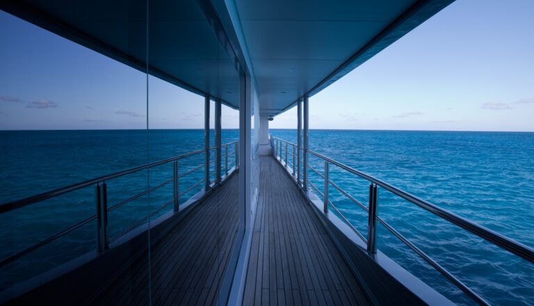 Balcony On Yacht IDOL