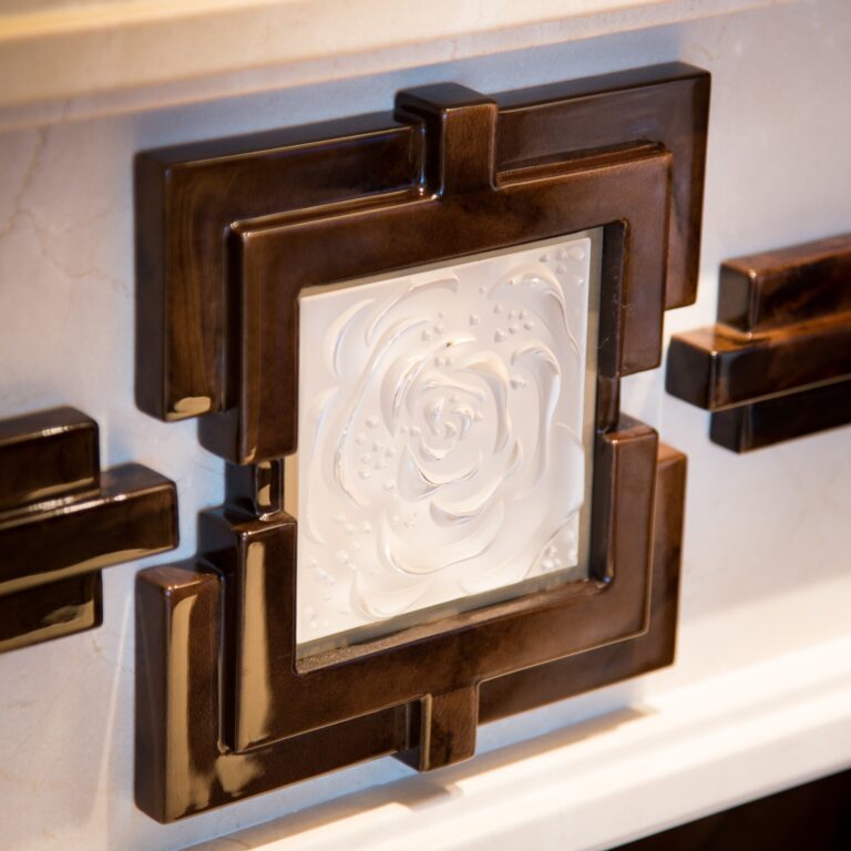 bar detail