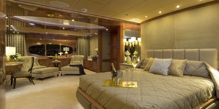 Main Master Cabin Aboard Yacht LADY SHERIDAN