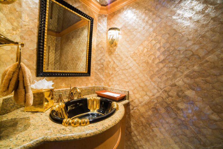 Ensuite