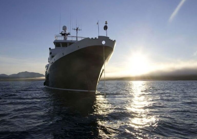 The 59m Yacht AKULA