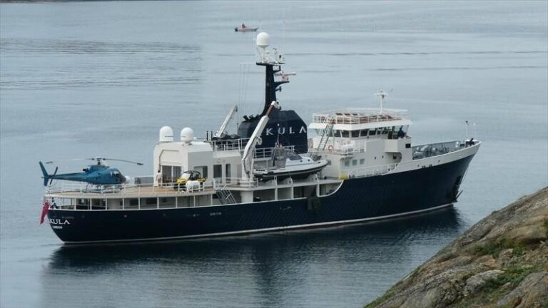 The 59m Yacht AKULA