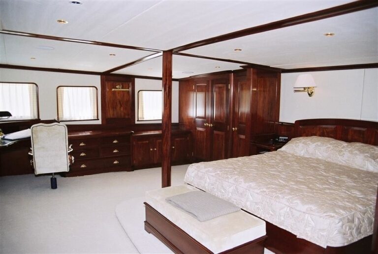 The 59m Yacht INTUITION II
