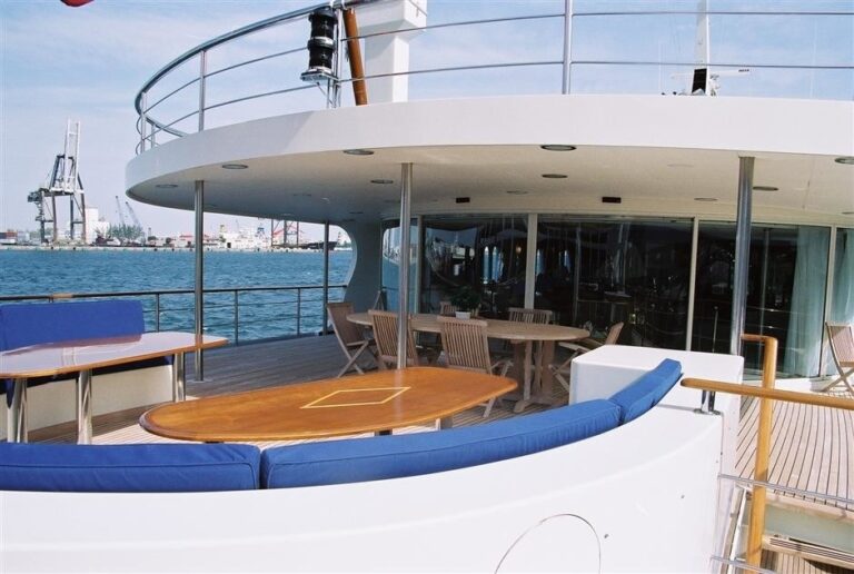 The 59m Yacht INTUITION II