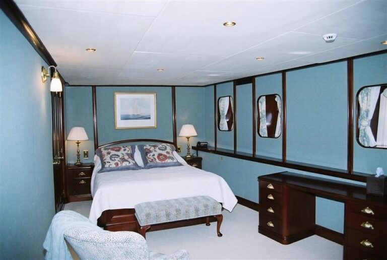 The 59m Yacht INTUITION II