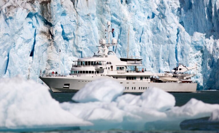 The 59m Yacht SENSES