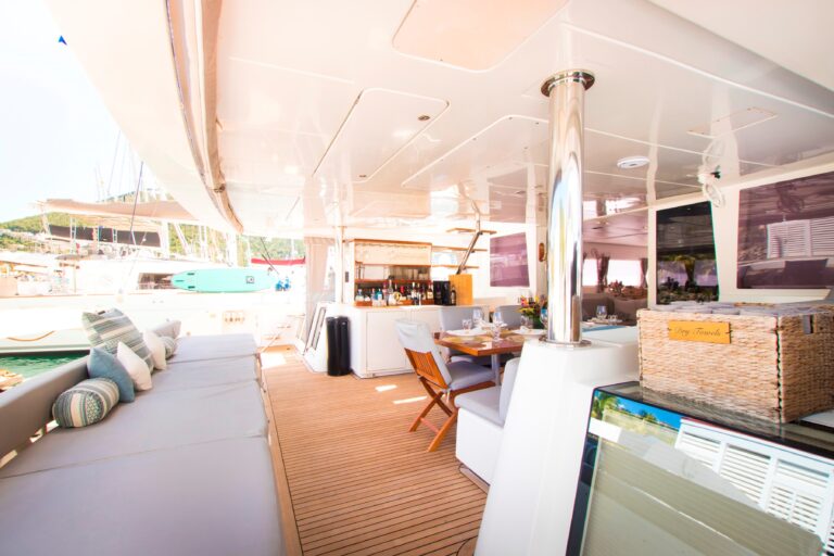 Main aft deck
