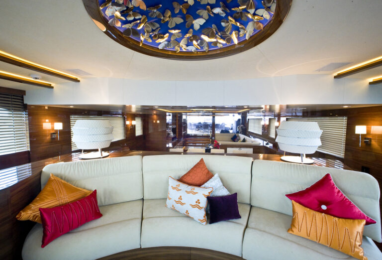 60 Years Yacht - Salon - Observation