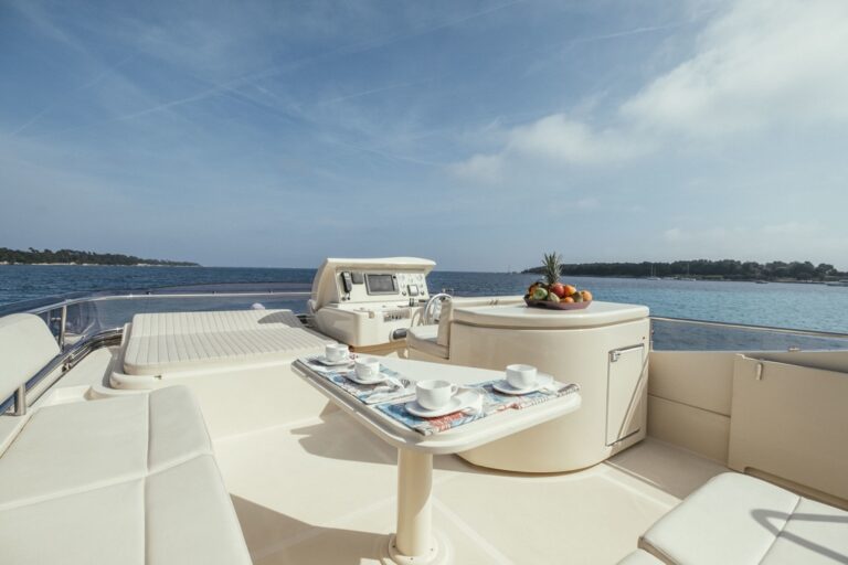 Sundeck