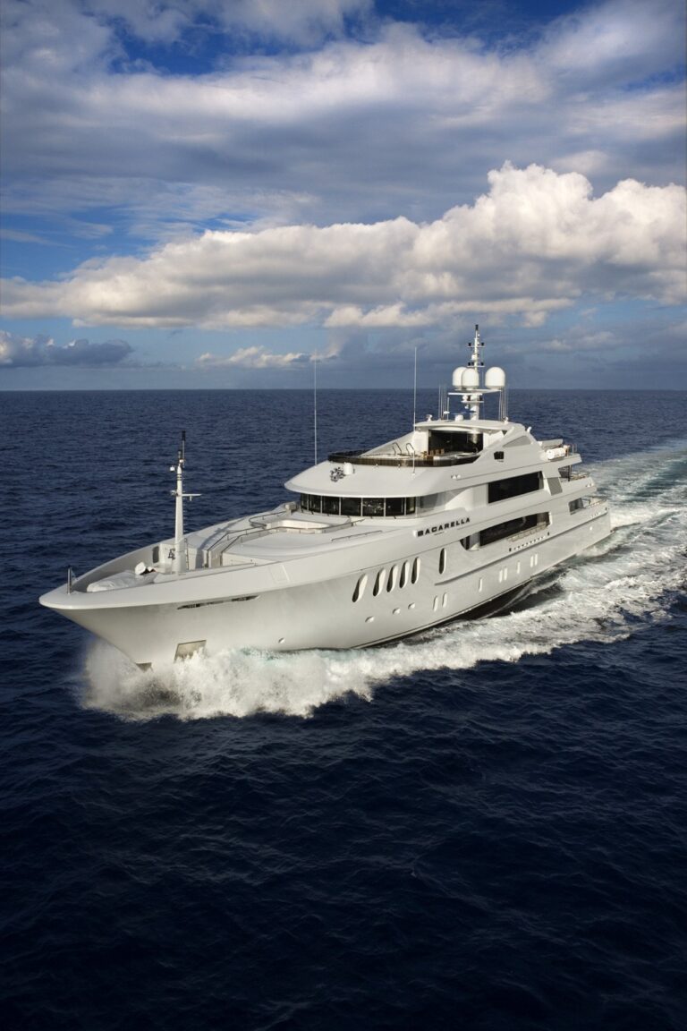 The 60m Yacht BACARELLA