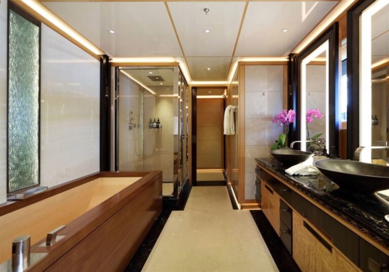 master stateroom bathroom