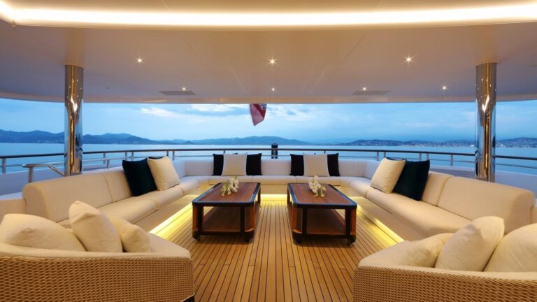The 60m Yacht FORMOSA