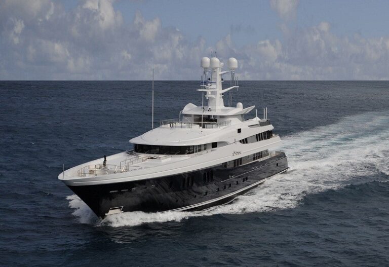 The 60m Yacht KAISER