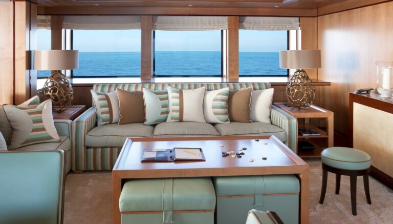 The 60m Yacht RAMBLE ON ROSE
