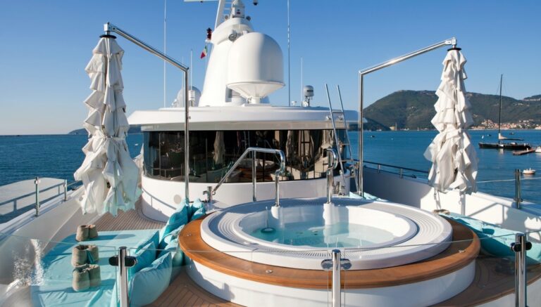 Life On Board Yacht RAMBLE ON ROSE