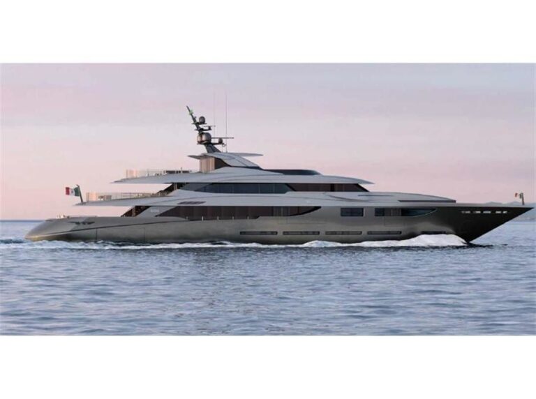 The 60m Yacht SARASTAR