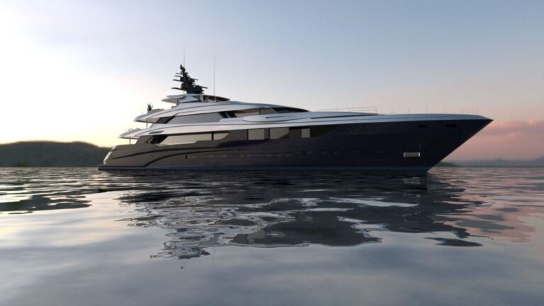 The 60m Yacht SARASTAR
