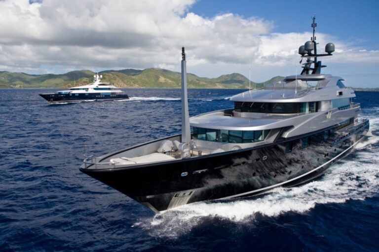 60m CMN superyacht running shot