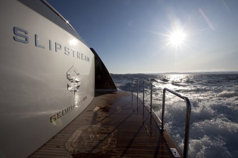 The 60m Yacht SLIPSTREAM