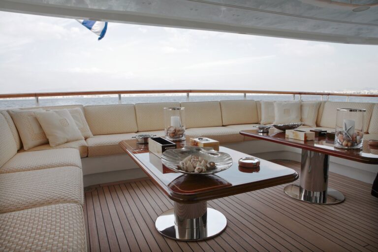 The 60m Yacht SUNDAY