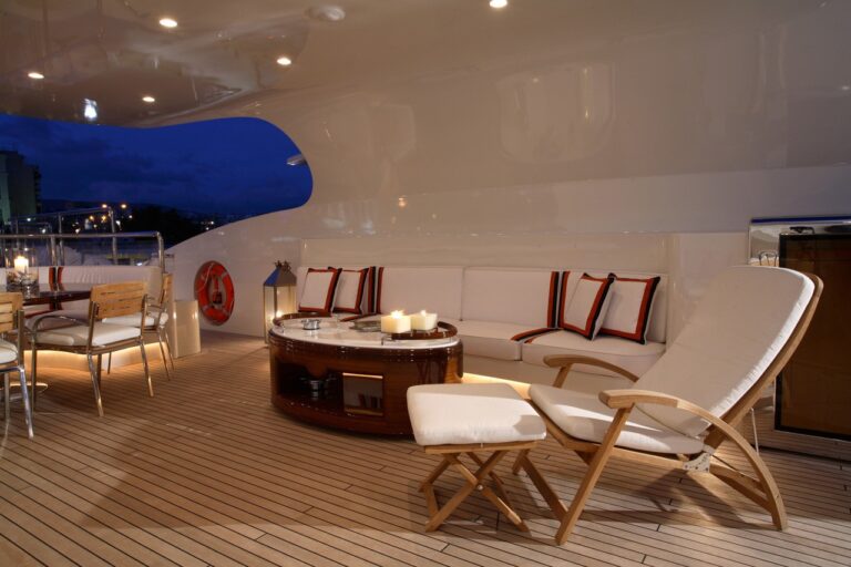 The 60m Yacht SUNDAY