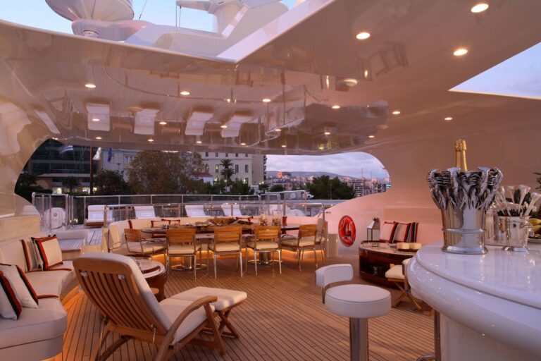 The 60m Yacht SUNDAY