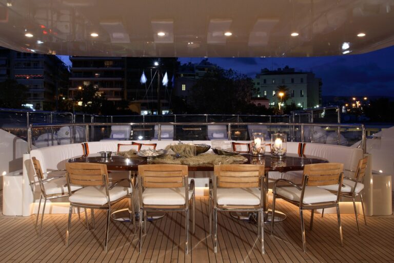 The 60m Yacht SUNDAY