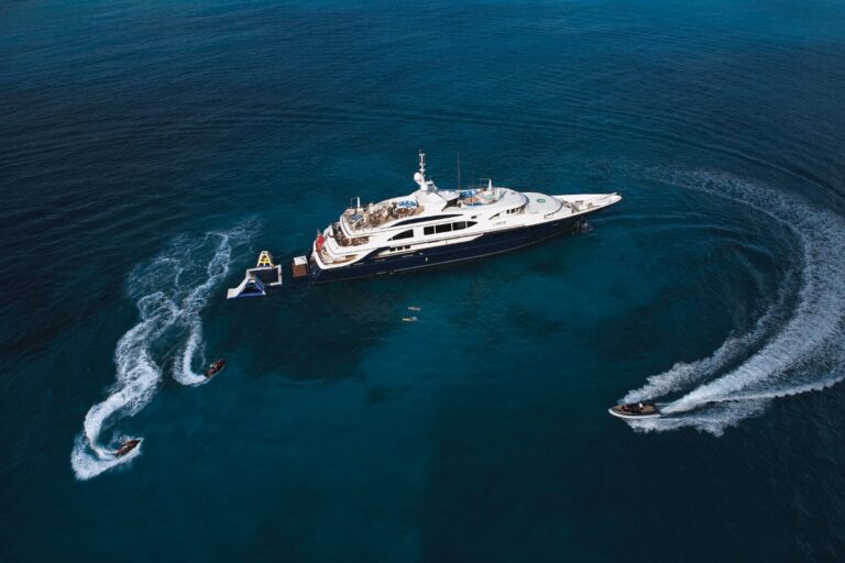 60m Custom Superyacht 2011