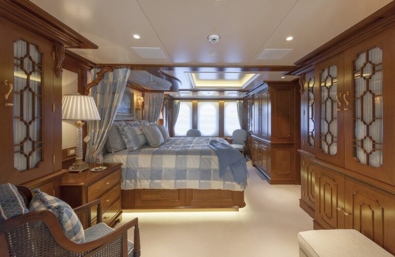 master cabin