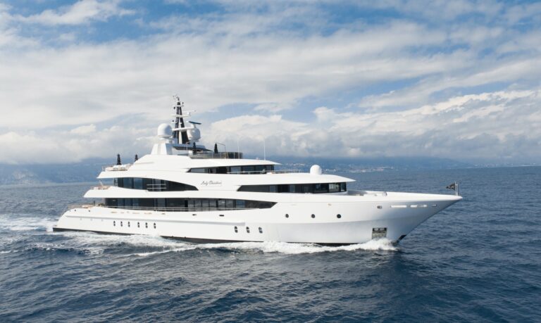 The 62m Yacht SEA WALK