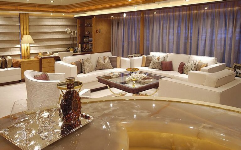 Top Saloon On Board Yacht SEA WALK