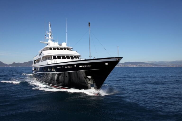Feadship superyacht 62m