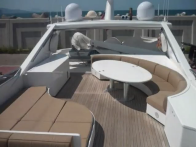 Sundeck