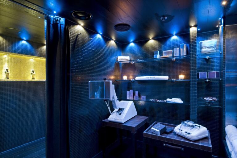 Spa Beauty Corner Aboard Yacht FORCE BLUE