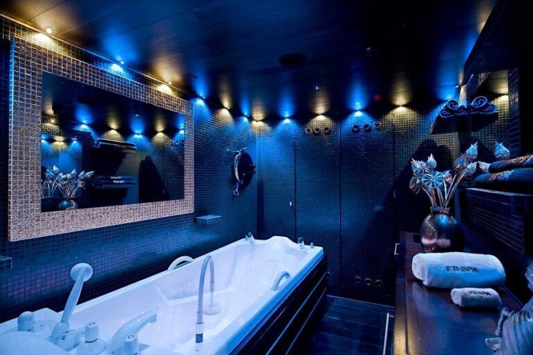 Spa Aboard Yacht FORCE BLUE